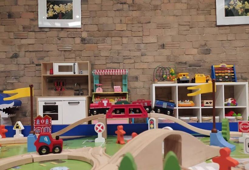 The Farm House Hotel Ranong