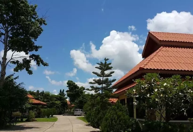 בית מלון כפרי The Garden Resort Nongkhai