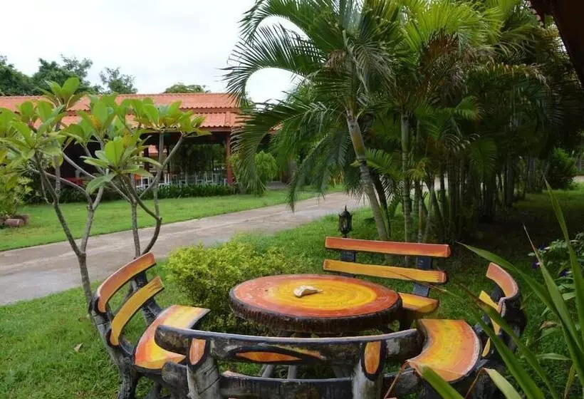 בית מלון כפרי The Garden Resort Nongkhai