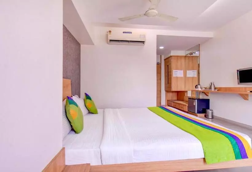 هتل Treebo Admiral Suites New Usmanpura