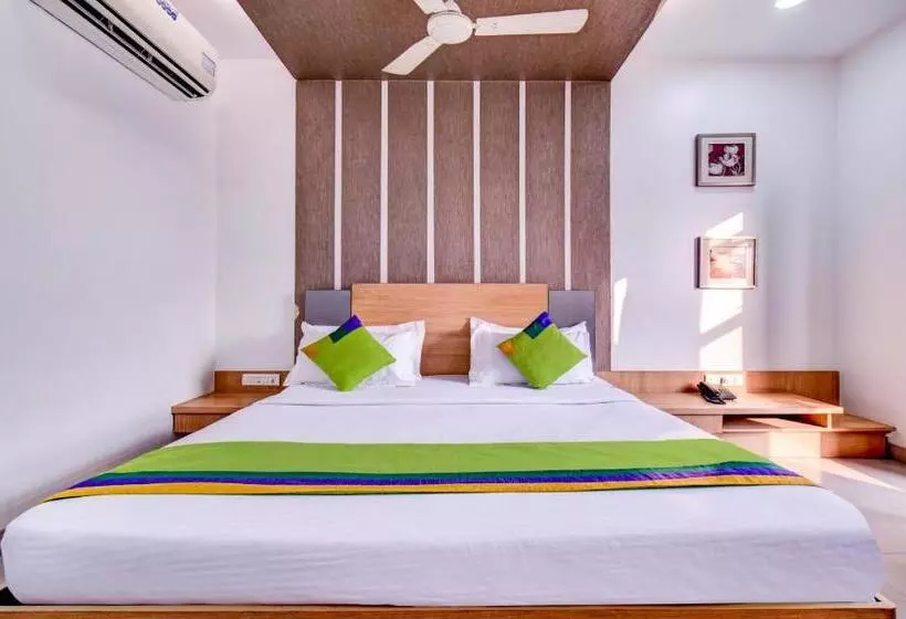 هتل Treebo Admiral Suites New Usmanpura