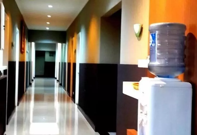 ホテル Walan Syariah