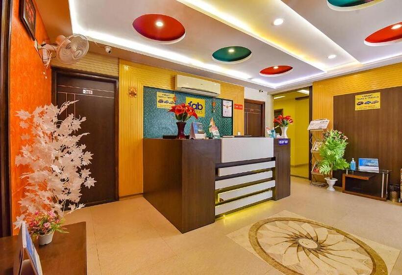 בית מלון כפרי Fabexpress Silver Plaza