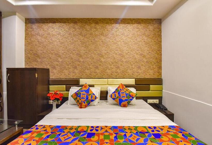 בית מלון כפרי Fabexpress Silver Plaza