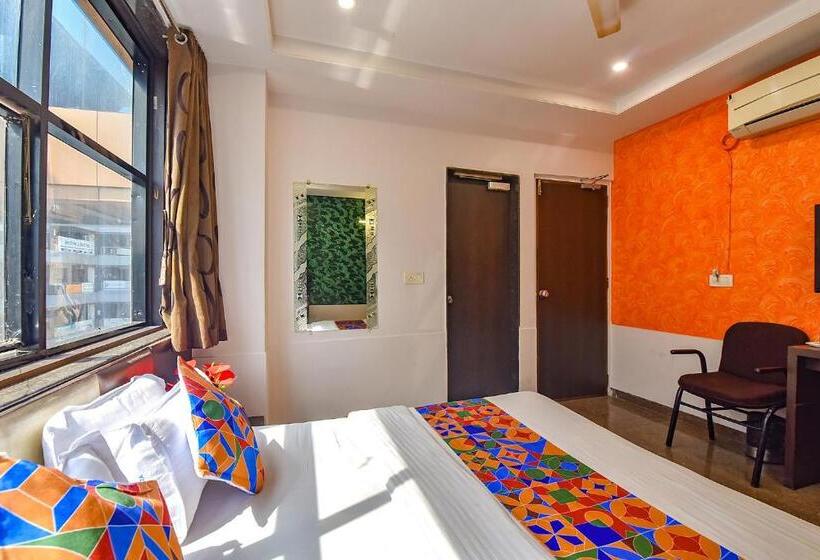 בית מלון כפרי Fabexpress Silver Plaza