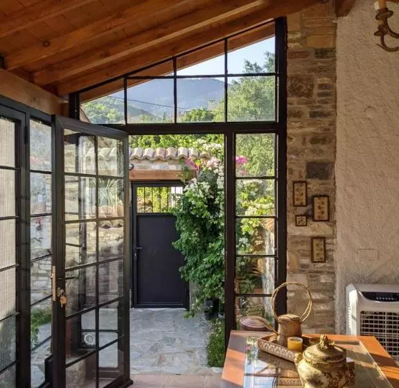 Pensão Bahab Guest House