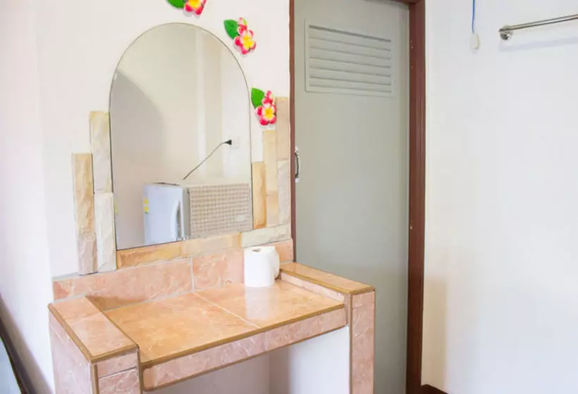 Pension Ban Leelawadee Guesthouse