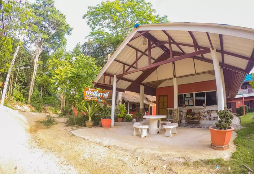 Pension Ban Leelawadee Guesthouse