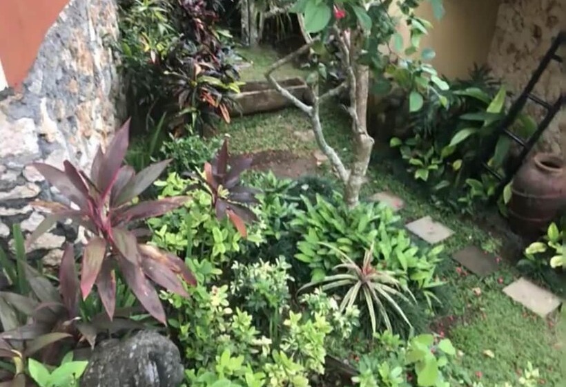 پانسیون Villa Anjing