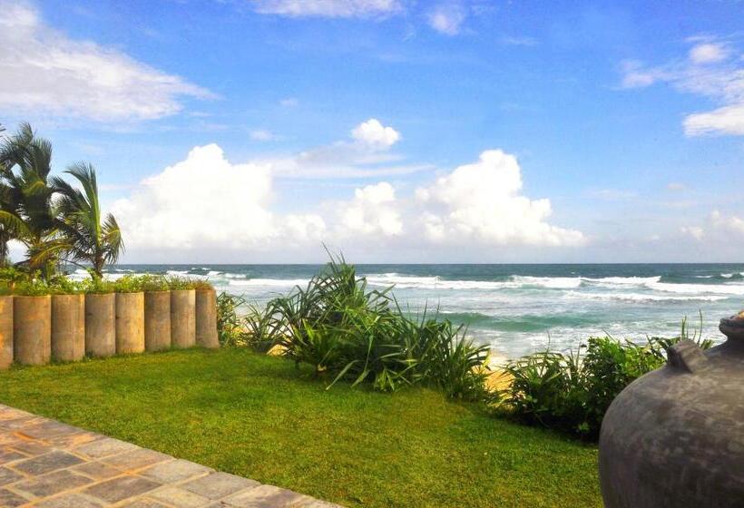 リゾートホテル The Beach Cabanas Retreat & Spa