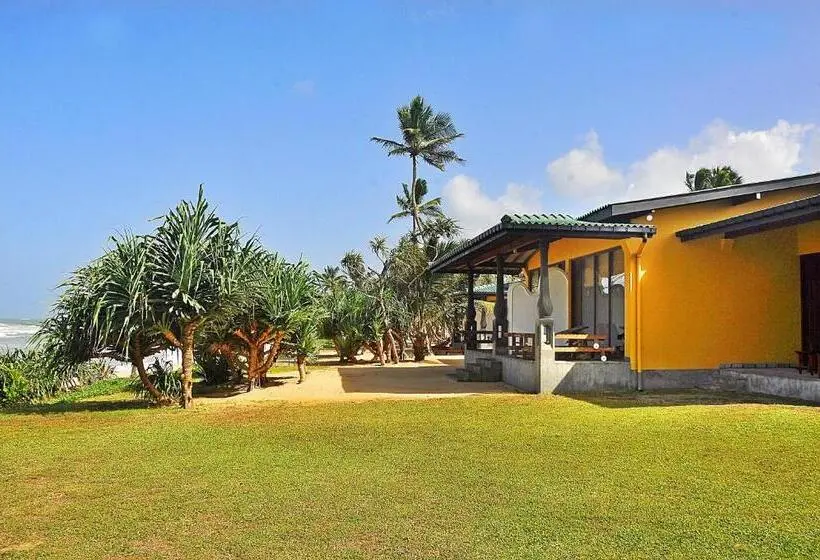 リゾートホテル The Beach Cabanas Retreat & Spa