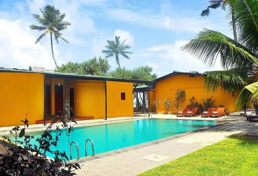 リゾートホテル The Beach Cabanas Retreat & Spa