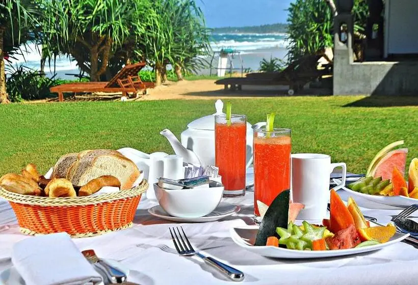 リゾートホテル The Beach Cabanas Retreat & Spa
