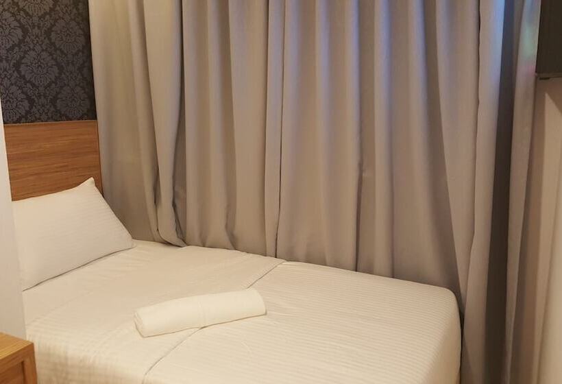 Sovotel Boutique Hotel At Uptown 101