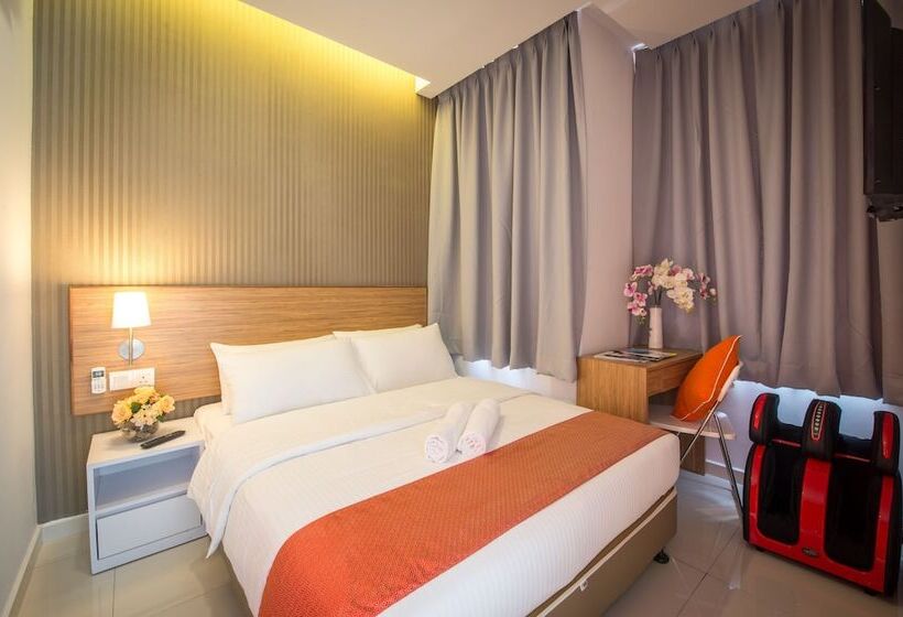 Sovotel Boutique Hotel At Uptown 101