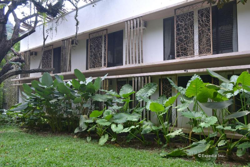 Spin Designer Hostel El Nido