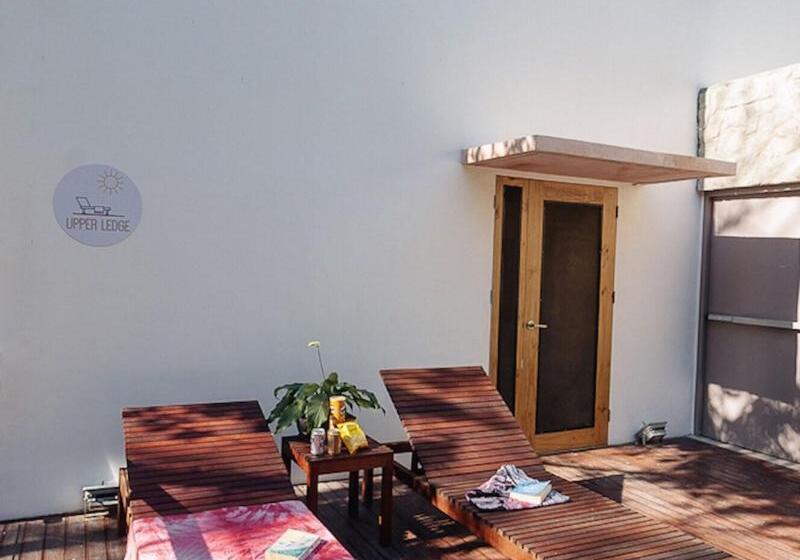 Spin Designer Hostel El Nido