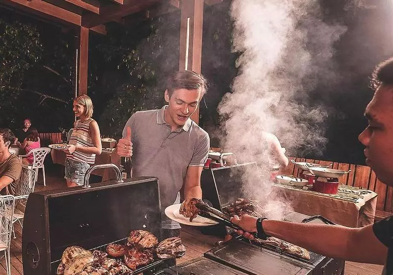 Spin Designer Hostel   El Nido