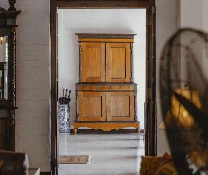 Villa Republic Bentota