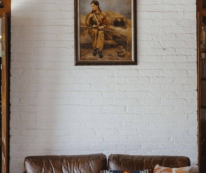 Villa Republic Bentota