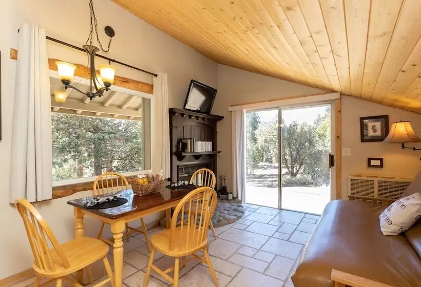 Cienaga Creek Ranch