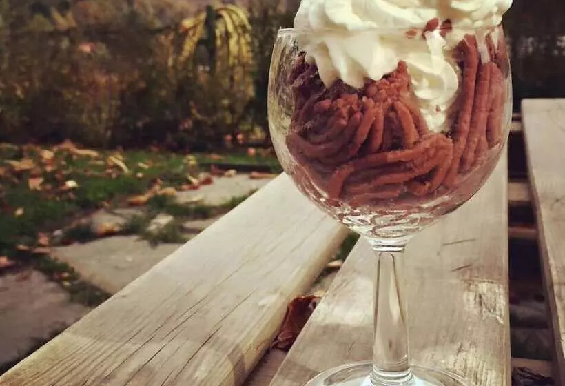 Hotelli Albergo Val Dolo