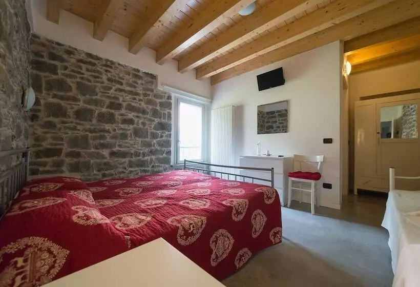 Hotelli Albergo Val Dolo