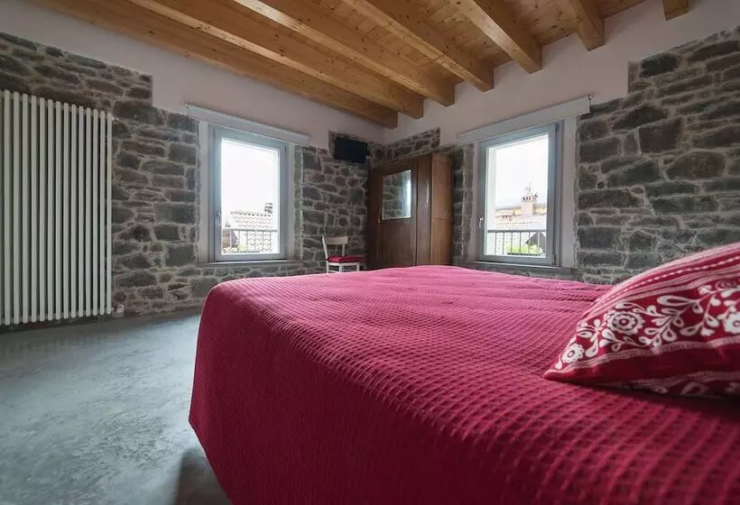 Hotelli Albergo Val Dolo