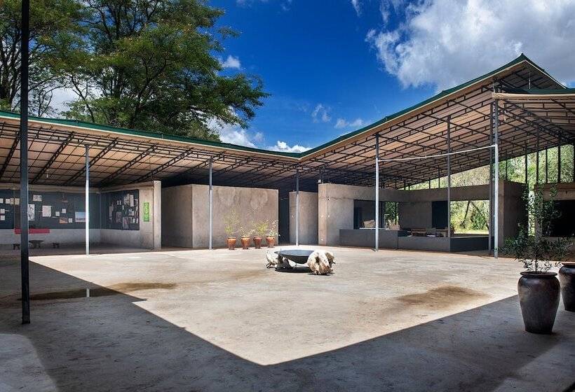 هتل Basecamp Masai Mara