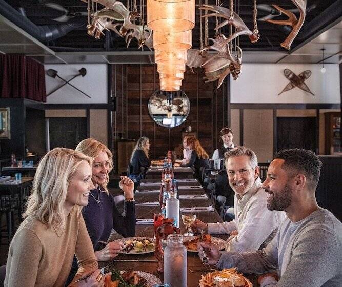 בית מלון כפרי Denali Princess Wilderness Lodge