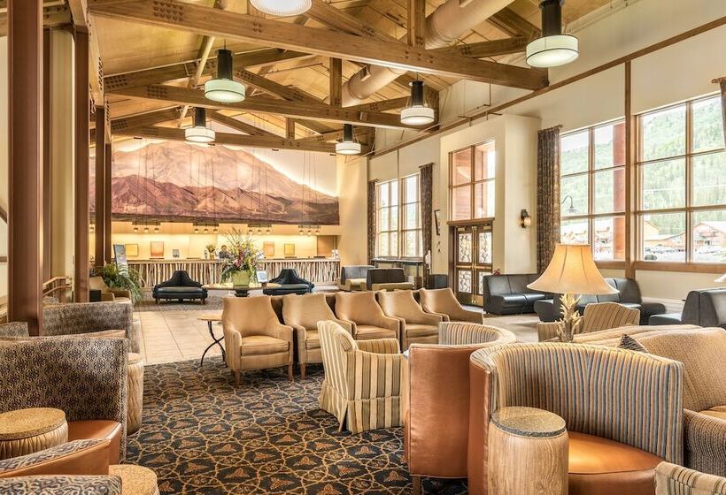 בית מלון כפרי Denali Princess Wilderness Lodge
