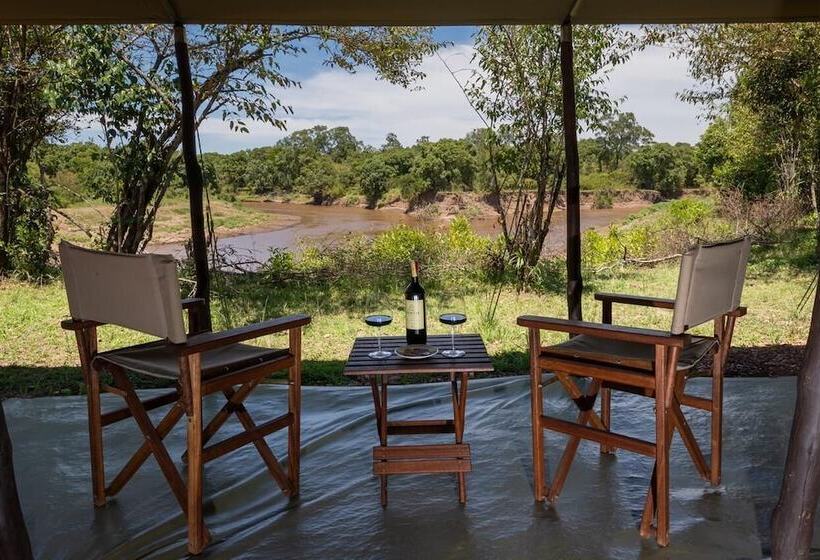 Hotel Hammerkop Migration Camp