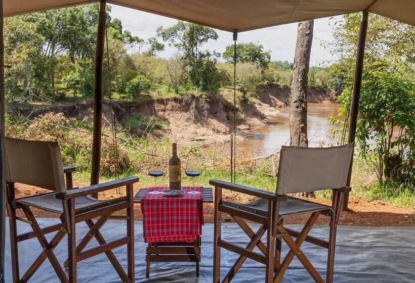 Hotel Hammerkop Migration Camp