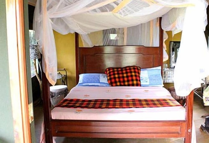 هتل Mara Springs Safari Camp