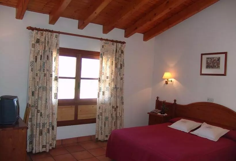 ホテル & Spa Peña Montañesa