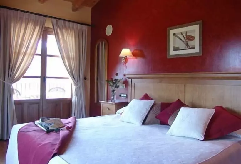 ホテル & Spa Peña Montañesa