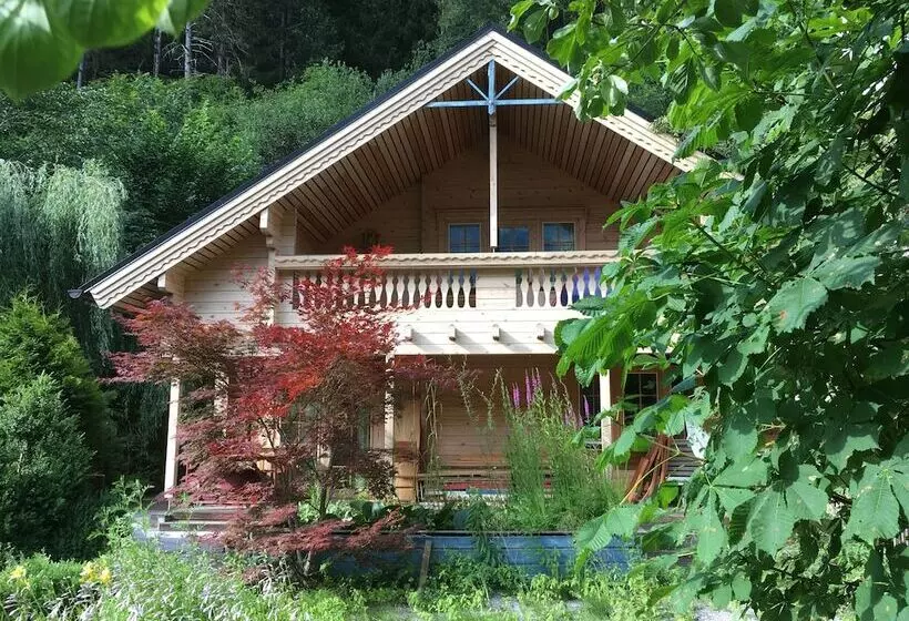 Hotelli Sportland Inn