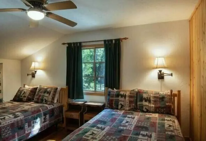 Scenic Wonders Bassett Cabin 5 Bedrooms