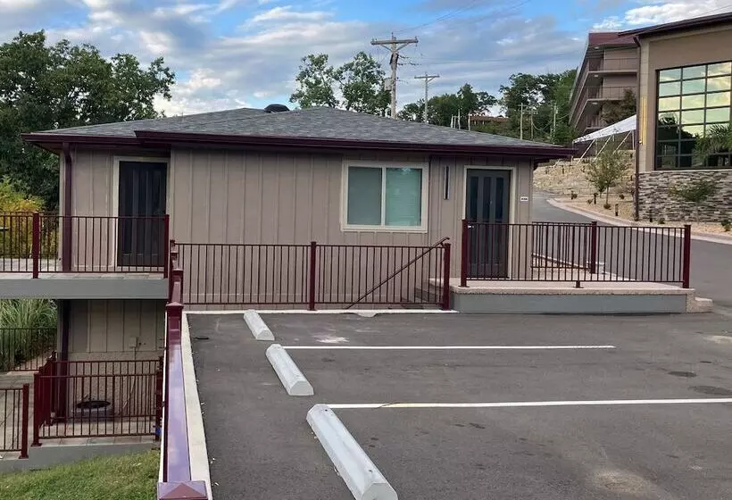 The Resort At Lake Of The Ozarks