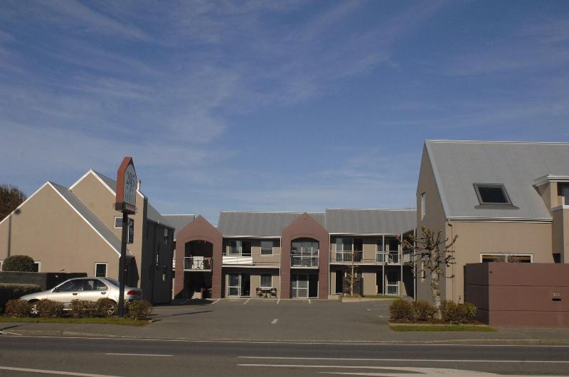 モーテル Shelby Motor Lodge