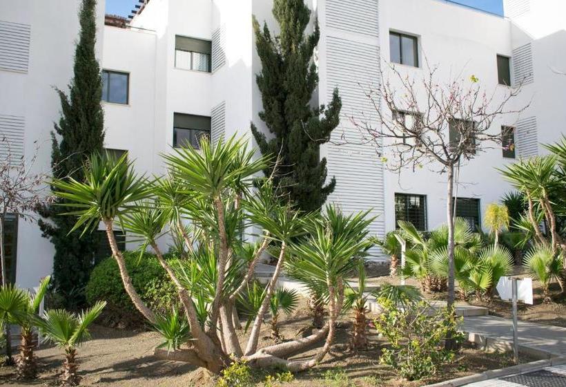 Apartamentos Turisticos Resort De Nerja