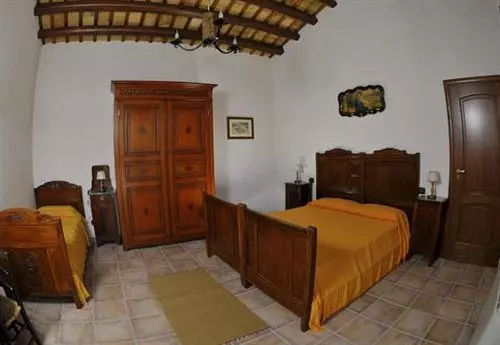 Borgo Di Pietra Bianca