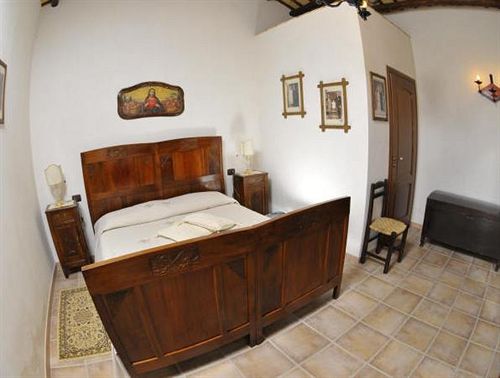 Borgo Di Pietra Bianca