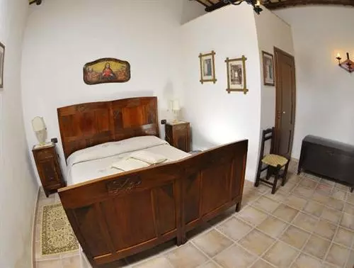 Borgo Di Pietra Bianca