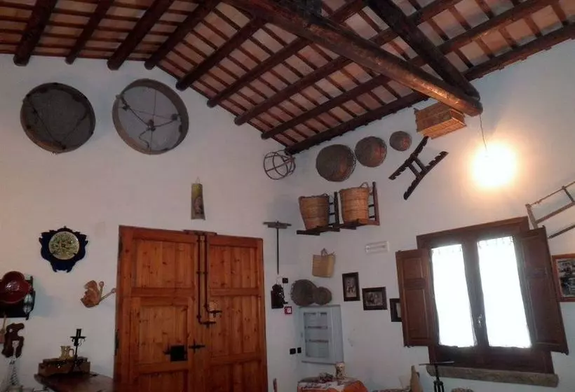 Borgo Di Pietra Bianca