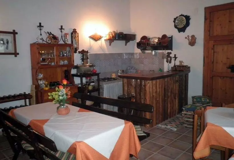 Borgo Di Pietra Bianca