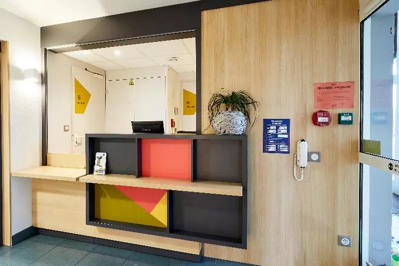 B&b Hotel Avranches Baie Du Mont St Michel