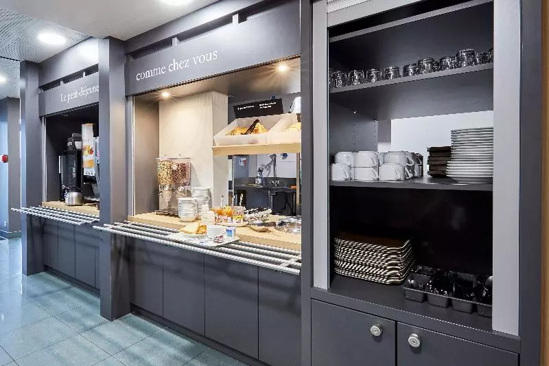 B&b Hotel Avranches Baie Du Mont St Michel