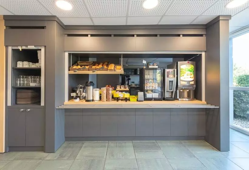 B&b Hotel Creil Chantilly