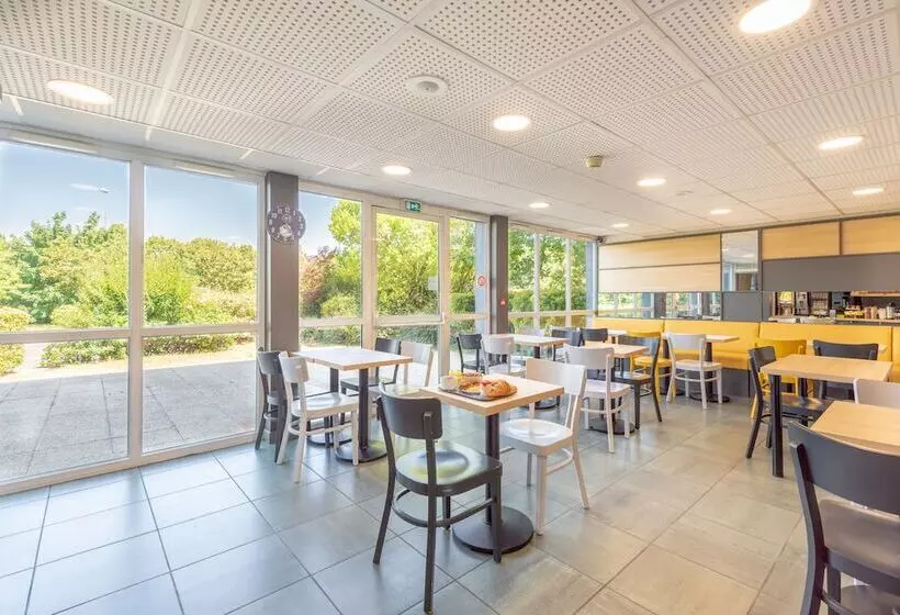 B&b Hotel Creil Chantilly